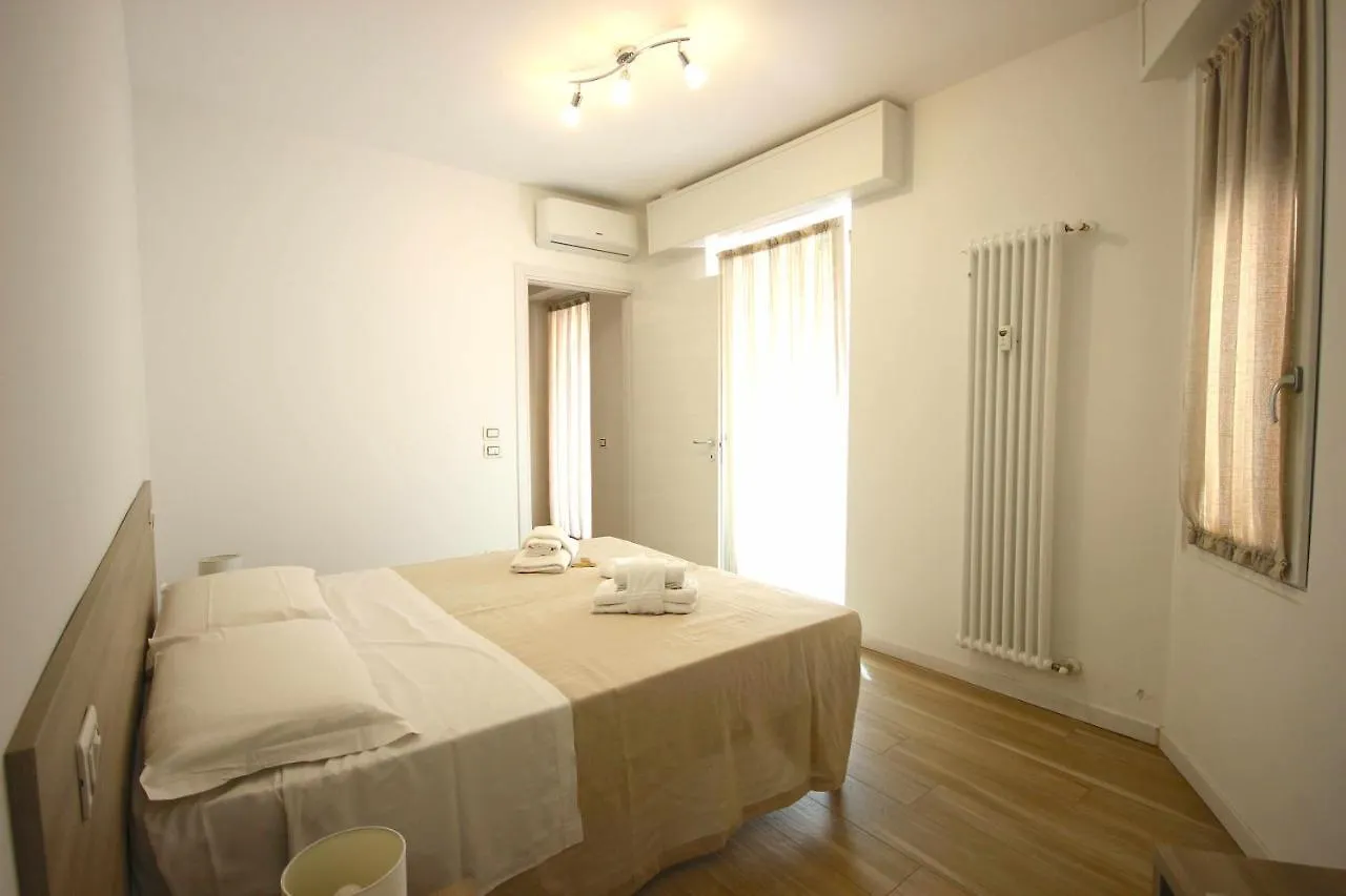 Case Vr Holiday Lht House Verona 0*,  Italy