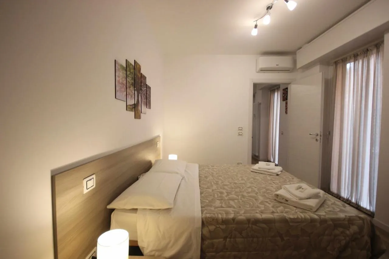 Case Vr Holiday Lht House Verona 0*,  Italy