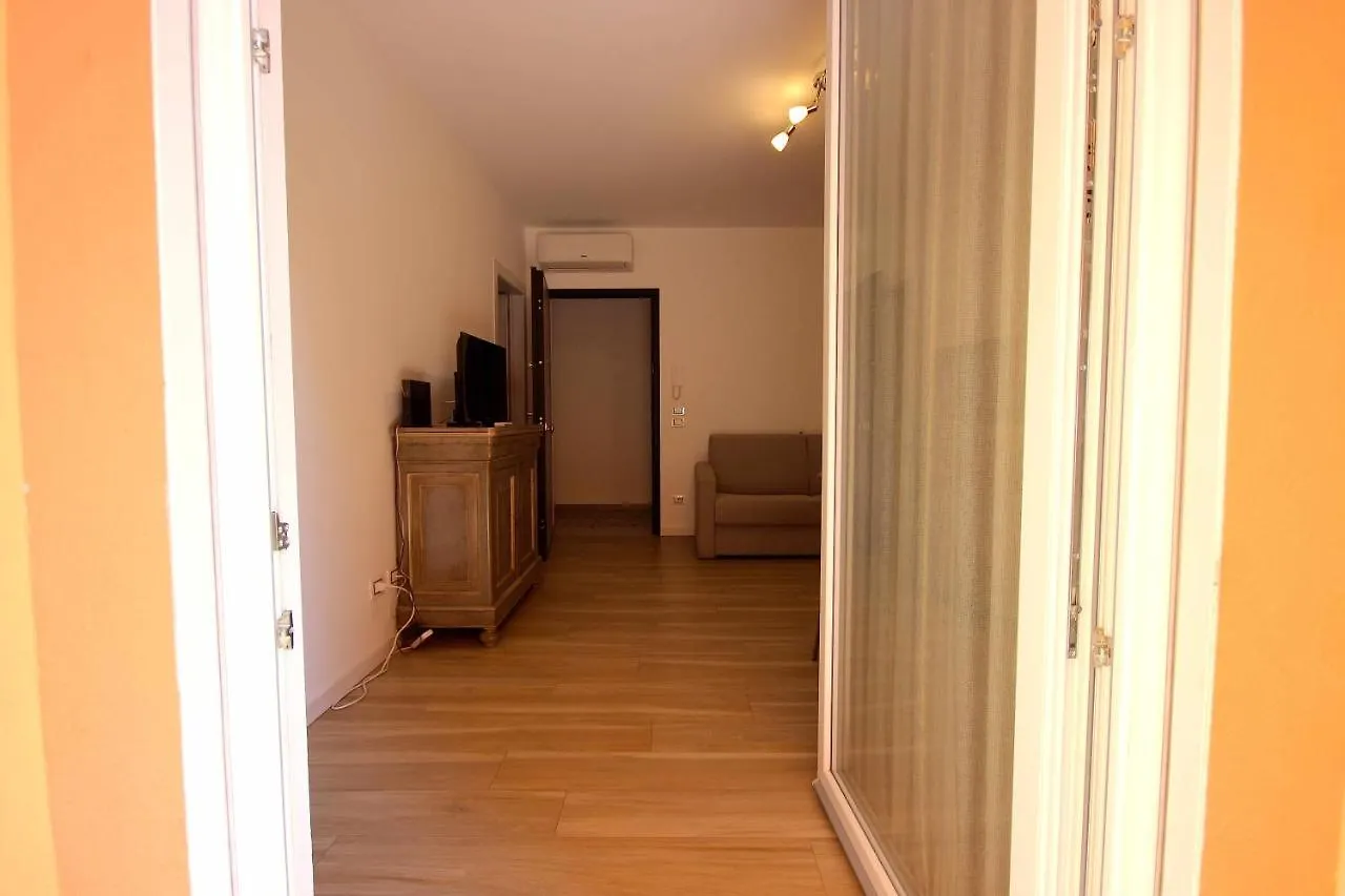 Case Vr Holiday Lht House Verona