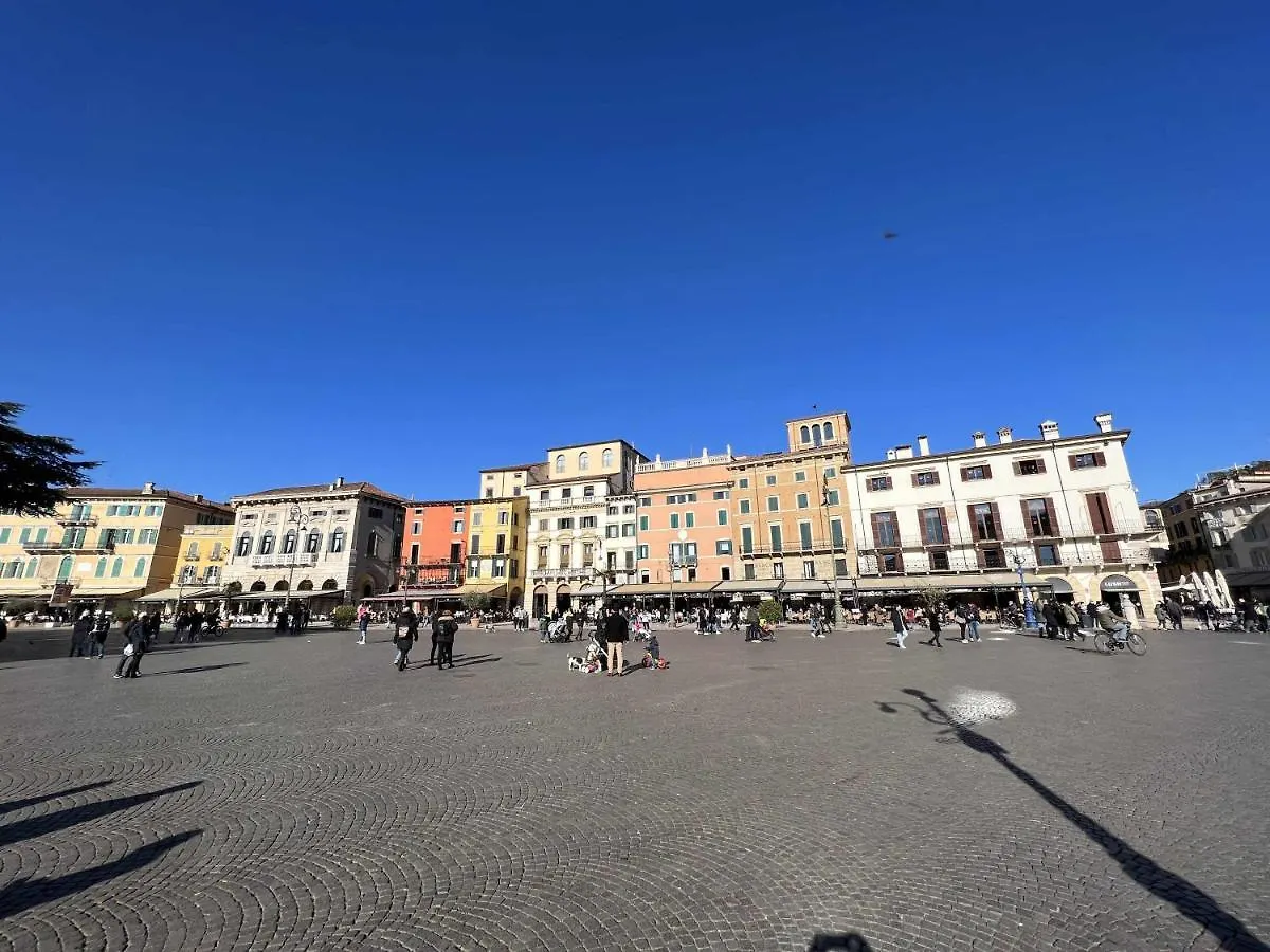 Case Vr Holiday Lht House Verona
